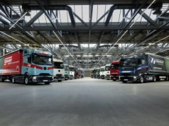 14 eActrosów 600 dla dużych przewoźników – elektryki na trasy dla Mercedesa