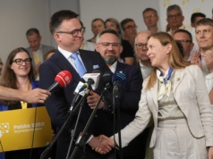 Ważna zmiana przy stole negocjacyjnym. Taką decyzję podjął Szymon Hołownia