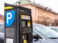 Parkomaty do wymiany, każdy musi spełniać warunki. Minister otrzymał wniosek RPO