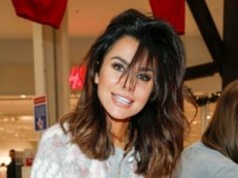Natalia Siwiec WYGINA SIĘ w bikini. Forma 41-latki robi wrażenie?