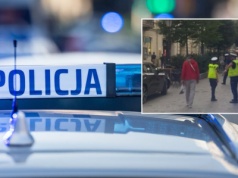 Wjechała autem w stoliki kawiarniane. Akcja służb w Krakowie