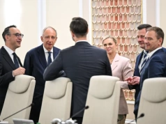 Ten sondaż to cios dla Barbary Nowackiej. Wiceszefowa MEN reaguje