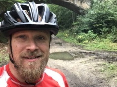 Organizacje rowerowe zwalczają obowiązek kasków dla dzieci. W przeciwieństwie do nich przeczytałem badania, na które się powołują