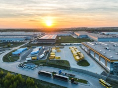 Amazon pokazał, ile CO2 emituje. Dążenie do neutralności idzie kiepsko