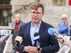 Były wojewoda w parlamencie. Co zrobił poseł, Artur Chojecki dla Warmii i Mazur?