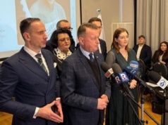 Błaszczak: UE stosuje szantaż. Albo przystajecie na pakt migracyjny i przyjmujecie „inżynierów”, albo nie dostajecie pieniędzy
