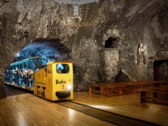 Zjedź 140 metrów pod ziemię! Nowa zjeżdżalnia w Kopalni Soli Bochnia czeka na młodych odkrywców