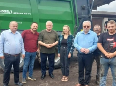 Minister Siekierski w gospodarstwach. Rolnicy: po szczerej rozmowie czekamy na czyny