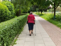 Edukacja seniorów zyskuje nowy wymiar. Od pierwszej pomocy po finanse