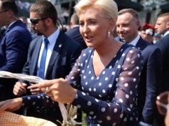Zapytali Polaków o ocenę Agaty Kornhauser-Dudy w roli pierwszej damy. Czy ten wynik …