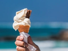 Nie każdy wafelek bez zarzutu – sanepid kontroluje lody z automatów
