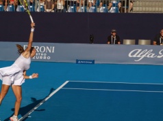 Alfa Romeo serwuje z klasą – włoska marka partnerem Hopman Cup 2025