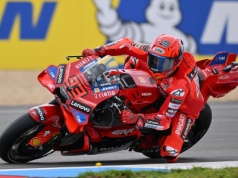 MotoGP: Marc Marquez najszybszy w deszczowy piątek w Brnie