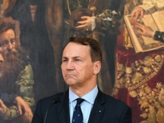 „Utracił zdrowy rozsądek”. Szef węgierskiego MSZ odpowiada Sikorskiemu