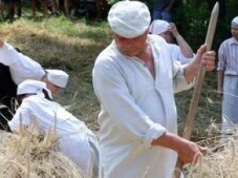 Sierpy w dłonie, czas na tradycyjne żniwa!