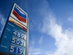 Chevron przejmuje Hessa. I zdobywa dostęp do wielkich pól naftowych