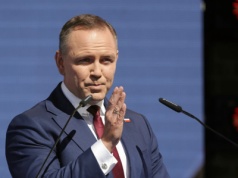 PiS staje w obronie Karola Nawrockiego. Politycy ostro o słowach kanclerza Niemiec