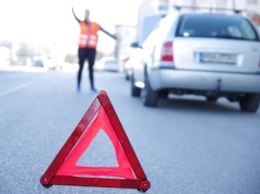 Oszustwo na złoto i łzy dziecka. Niemiecka policja ostrzega kierowców