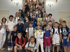 Polonijna młodzież z Włoch odwiedziła Gniezno. Medal Gnieźnieński dla Joanny Wesołowskiej
