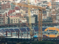 Obietnice bez pokrycia? Powrót Barcelony na Camp Nou opóźniony