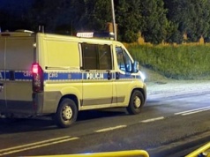 Śmiertelny dramat w Piganach. Staranował rowerzystkę z pasażerką na bagażniku i uciekł