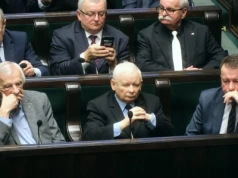 Tak PiS chciało gasić pożar. Wyciekły tajne instrukcje dla posłów