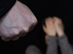 Przemoc w klasie średniej. Maria: po okresie złego traktowania przychodził miesiąc miodowy