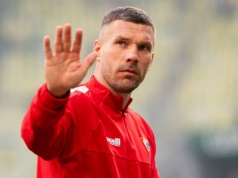 Kibice poskarżyli się na Podolskiego. Jest decyzja prokuratury