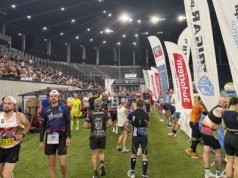 Rekordowa liczba osób w nocnym maratonie