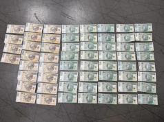 Chciał przekupić urzędnika. Został zatrzymany przez policjantów