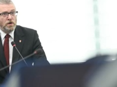 Kaczyński o Braunie: „To rzeczy nie tylko haniebne, ale także skrajnie szkodliwe”