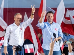 Rafał Trzaskowski zdetronizuje Donalda Tuska? Wyniki sondażu zaskakują
