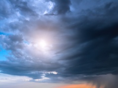 Ostrzeżenie meteorologiczne – burze i upał w regionie