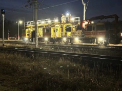 Awaria sieci trakcyjnej w Jeleniej Górze. Wstrzymany ruch pociągów elektrycznych