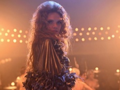 Tak wygląda filmowa Violetta Villas. To ta aktorka zagrała najsłynniejszą polską divę!