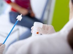 Cytologia płynna nareszcie finansowana przez NFZ. Nowy program dla kobiet wszedł w życie