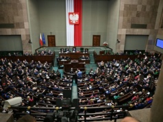 Sondaż o dalszym losie koalicji rządzącej. Ponad połowa ma to samo zdanie