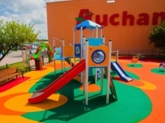 Nhood rozwija ofertę CH Auchan Krasne