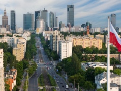 Płace w Polsce wciąż będą rosły w wysokim tempie. To może wpłynąć na decyzje RPP