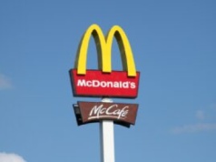 McDonald’s ukarany niemal 17 mln zł za złamanie RODO. Dane pracowników wyciekły