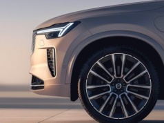 Volvo przeprasza się z napędem spalinowym i zapowiada kolejną generację dużego SUV-a