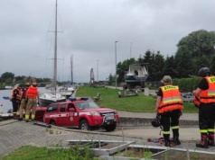 Służby szukają znanego żeglarza. Wezwano nurków