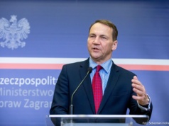 Zaskakujące słowa ministra Sikorskiego. Wspomniał o Panu Bogu i furze pieniędzy