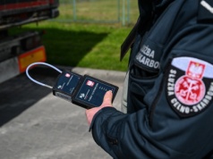 Stracił przez działania skarbówki blisko 80 tys. zł. Nie dostał rekompensaty. „Przyjechali i zabrali. Bez wyjaśnień”