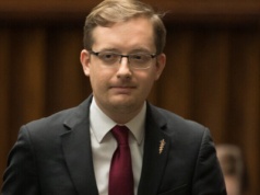 Winnicki: To legalna migracja jest największym zagrożeniem