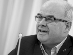 Gen. Waldemar Skrzypczak nie żyje. Były wiceszef MON miał 69 lat