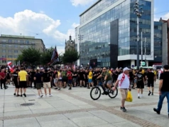 Radni Koalicji Obywatelskiej oczekują, że GKS Katowice oficjalnie odetnie się od protestu kiboli przeciwko uchodźcom i imigrantom