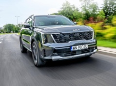 Kia Sorento 1.6 T-GDI HEV 4WD 6-os. – minivan wśród SUV-ów | TEST