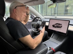 Tesla: Serwis do naprawy  