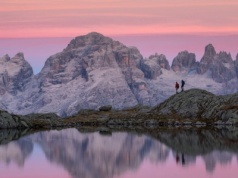 Aktywny wypoczynek to coś, o czym marzysz? Wybierz Trentino jesienią i korzystaj z gór, jezior oraz lasów